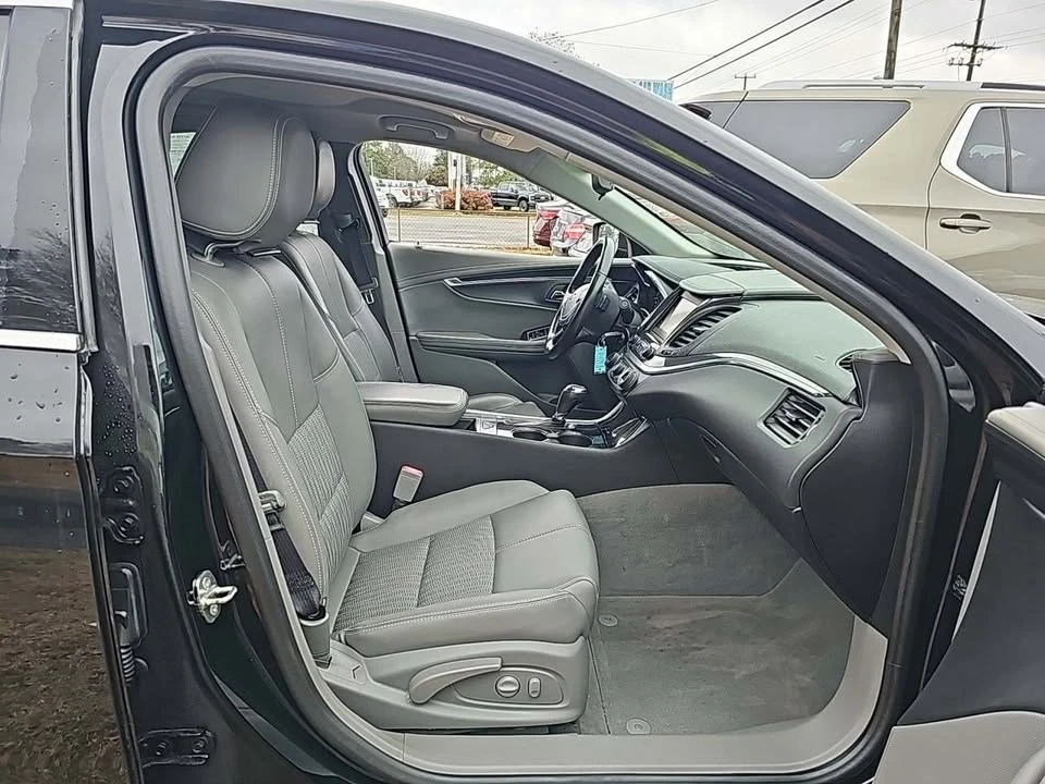 2016 Chevrolet Impala 10th Gen - Image 5 of 8