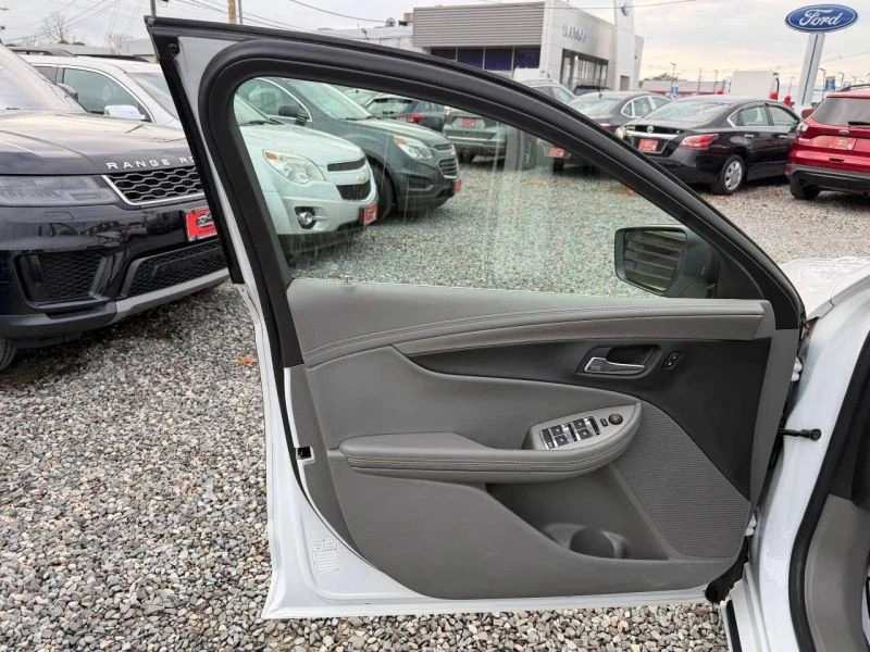 2016 Chevrolet Impala 10th Gen - Image 9 of 12