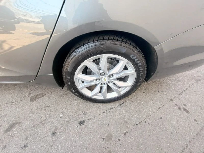 2016 Chevrolet Impala - Image 9 of 12