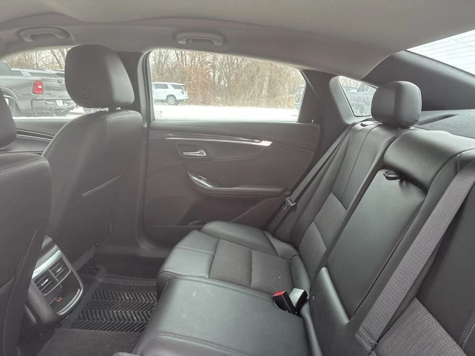 2016 Chevrolet Impala 10th Gen - Image 10 of 12
