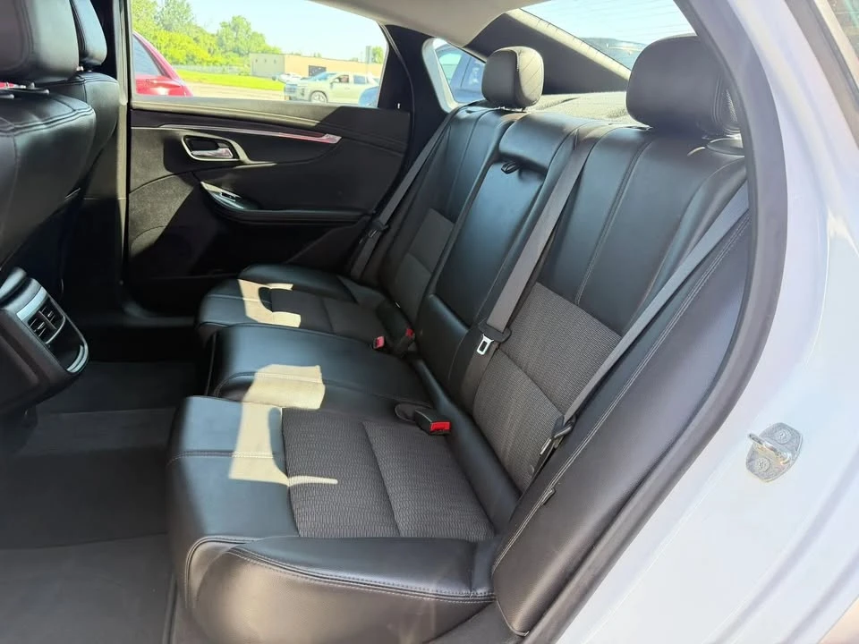 2016 Chevrolet Impala 9th Gen - Image 9 of 16