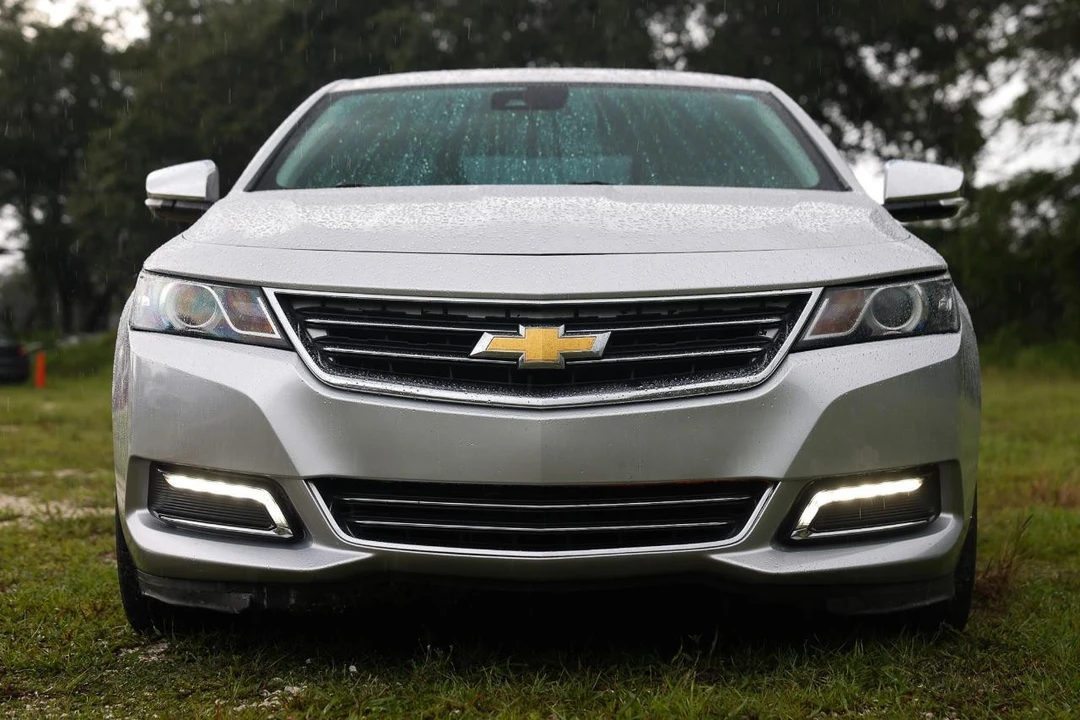 2016 Chevrolet Impala 9th Gen - Image 17 of 31