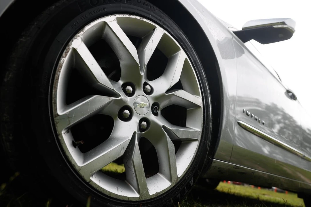 2016 Chevrolet Impala 9th Gen - Image 30 of 31