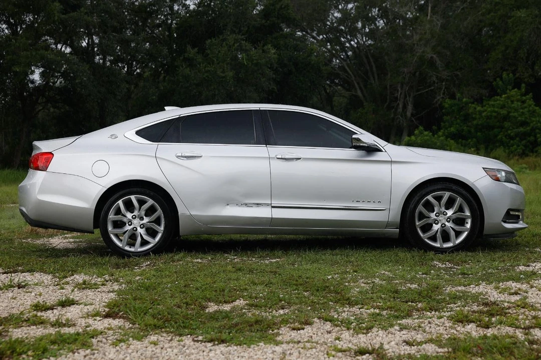 2016 Chevrolet Impala 9th Gen - Image 13 of 31