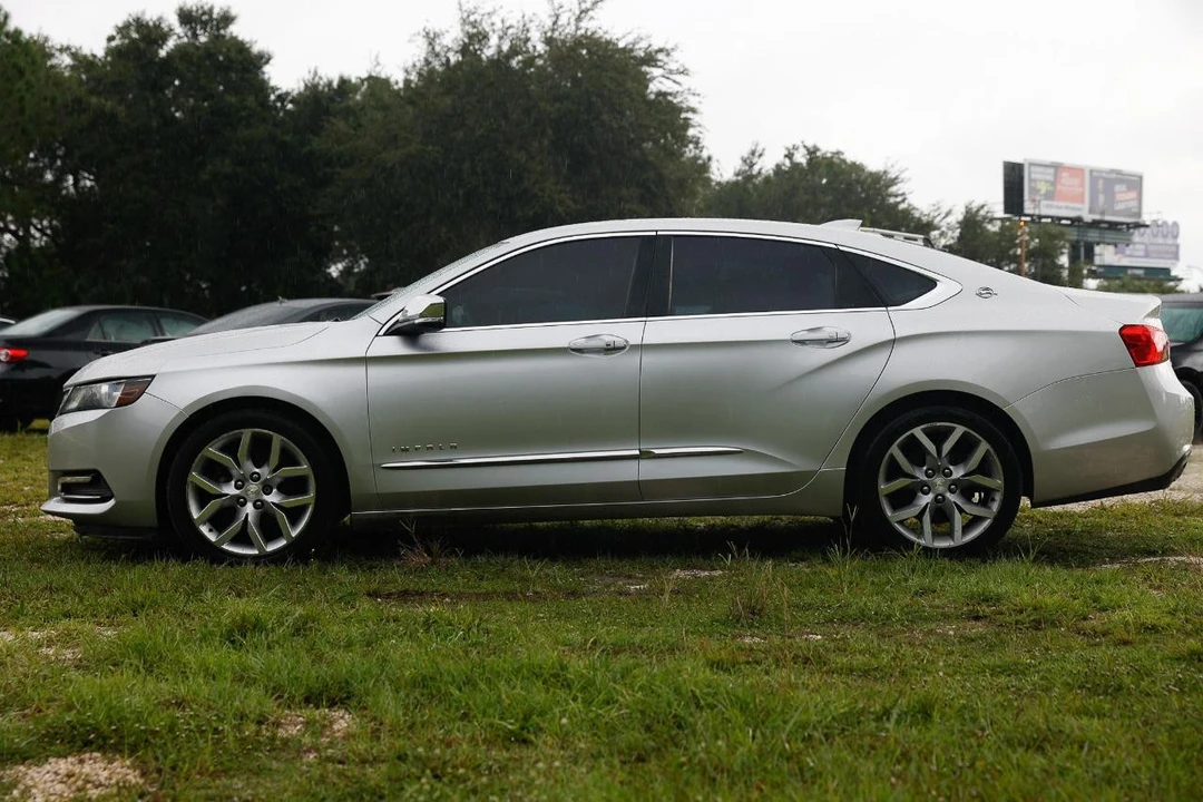 2016 Chevrolet Impala 9th Gen - Image 3 of 31