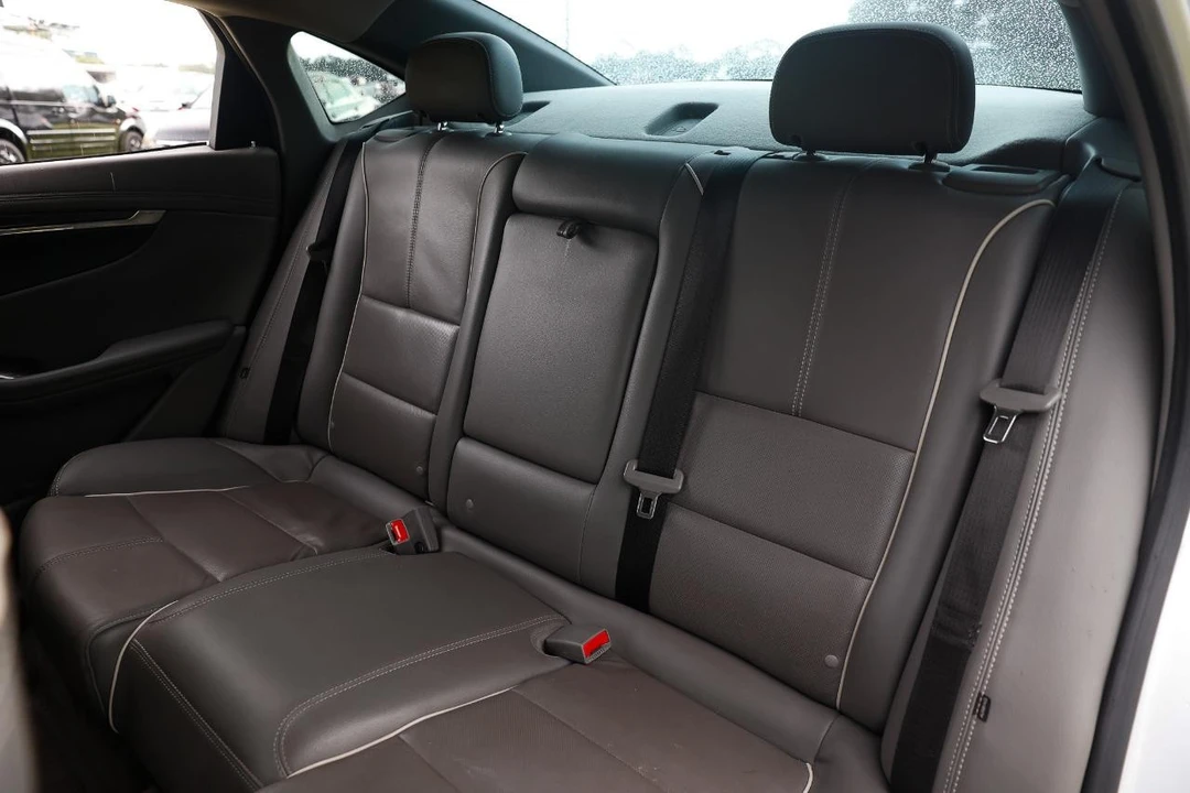 2016 Chevrolet Impala 9th Gen - Image 8 of 31