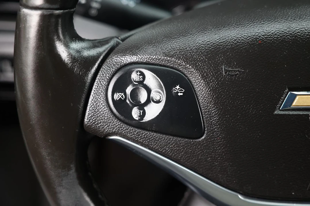 2016 Chevrolet Impala 9th Gen - Image 25 of 31