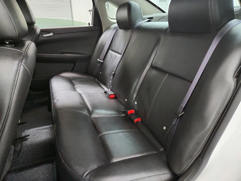 2016 Chevrolet Impala 9th Gen - Image 20 of 31