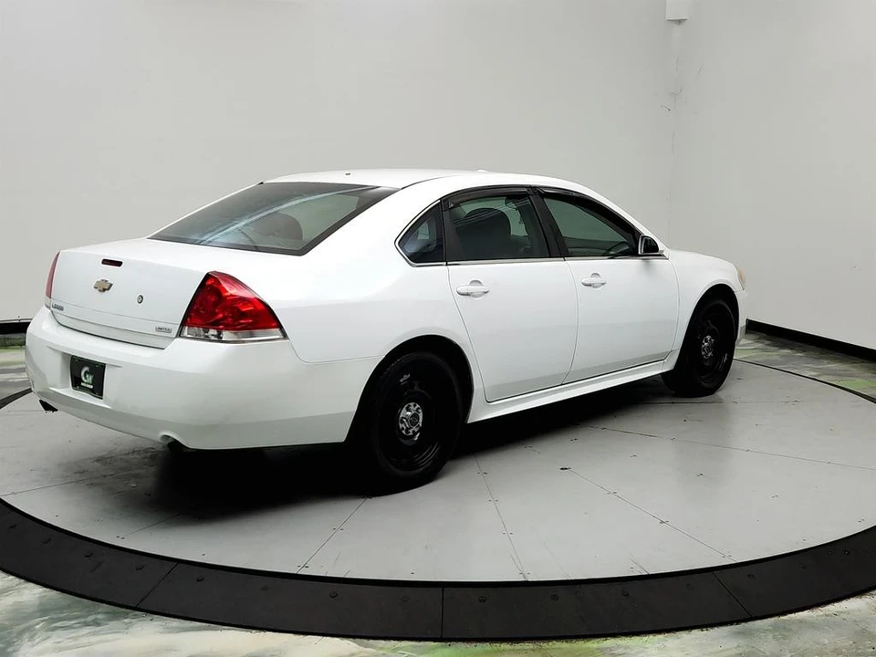2016 Chevrolet Impala 9th Gen - Image 5 of 31