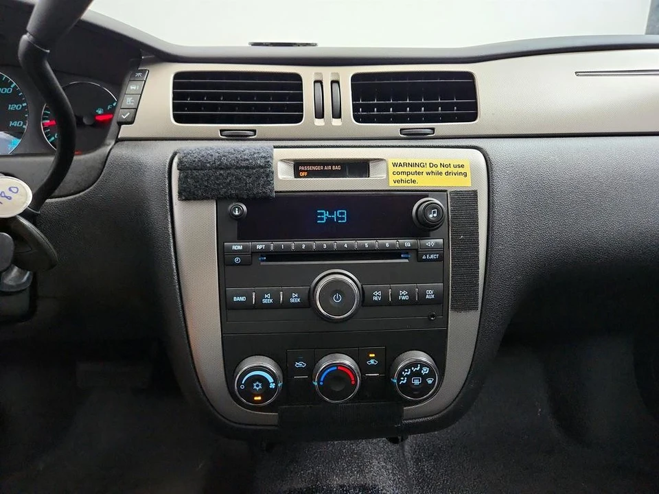 2016 Chevrolet Impala 9th Gen - Image 17 of 31