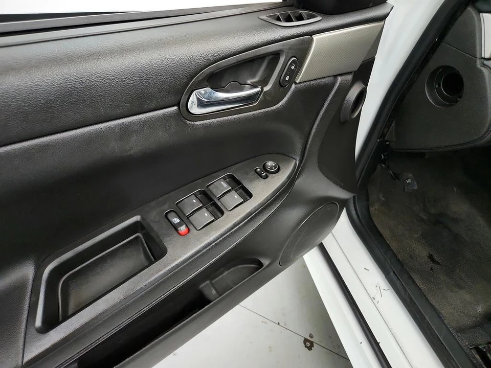 2016 Chevrolet Impala 9th Gen - Image 18 of 31