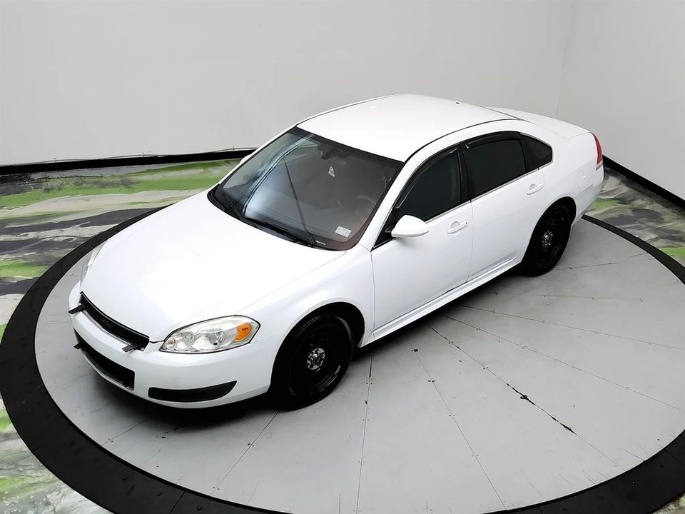 2016 Chevrolet Impala 9th Gen - Image 28 of 31