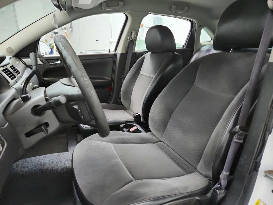 2016 Chevrolet Impala 9th Gen - Image 14 of 31