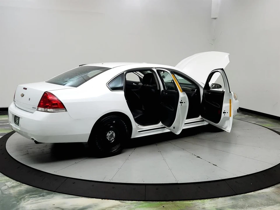2016 Chevrolet Impala 9th Gen - Image 11 of 31