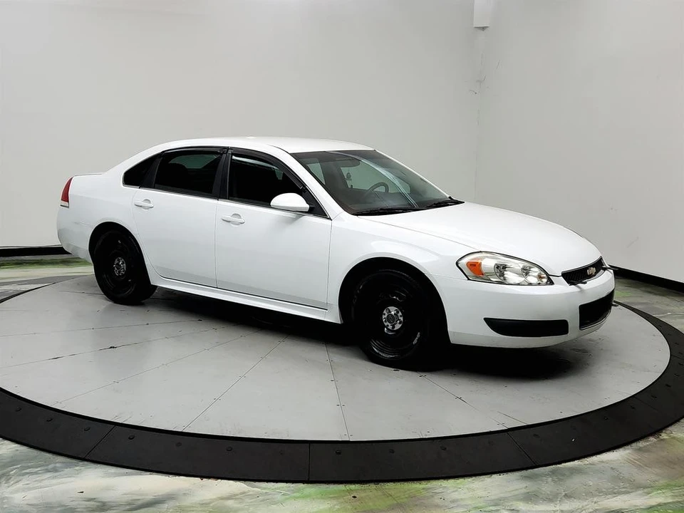 2016 Chevrolet Impala 9th Gen - Image 3 of 31