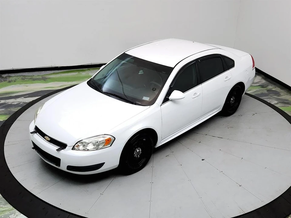 2016 Chevrolet Impala 9th Gen - Image 26 of 31