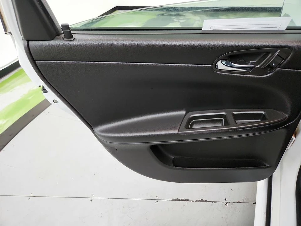 2016 Chevrolet Impala 9th Gen - Image 20 of 31