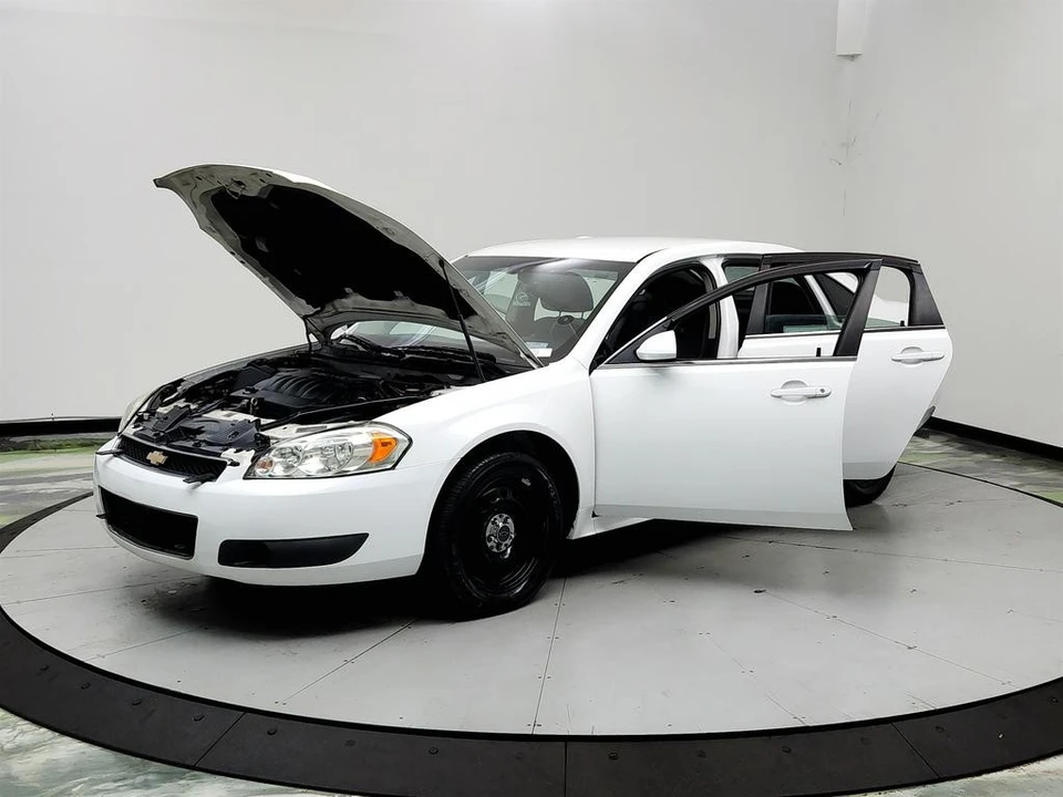 2016 Chevrolet Impala 9th Gen - Image 9 of 31