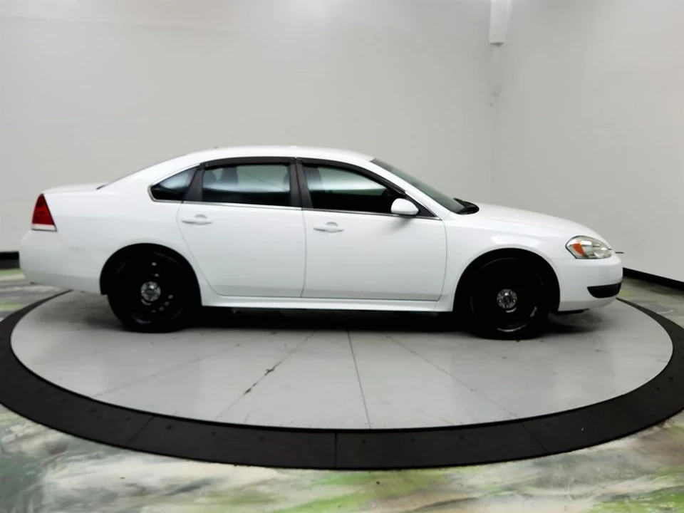 2016 Chevrolet Impala 9th Gen - Image 4 of 31