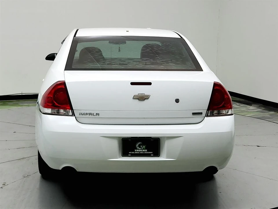 2016 Chevrolet Impala 9th Gen - Image 6 of 31