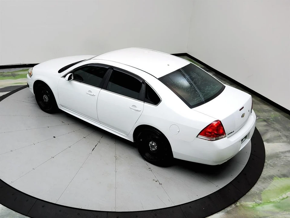 2016 Chevrolet Impala 9th Gen - Image 29 of 31
