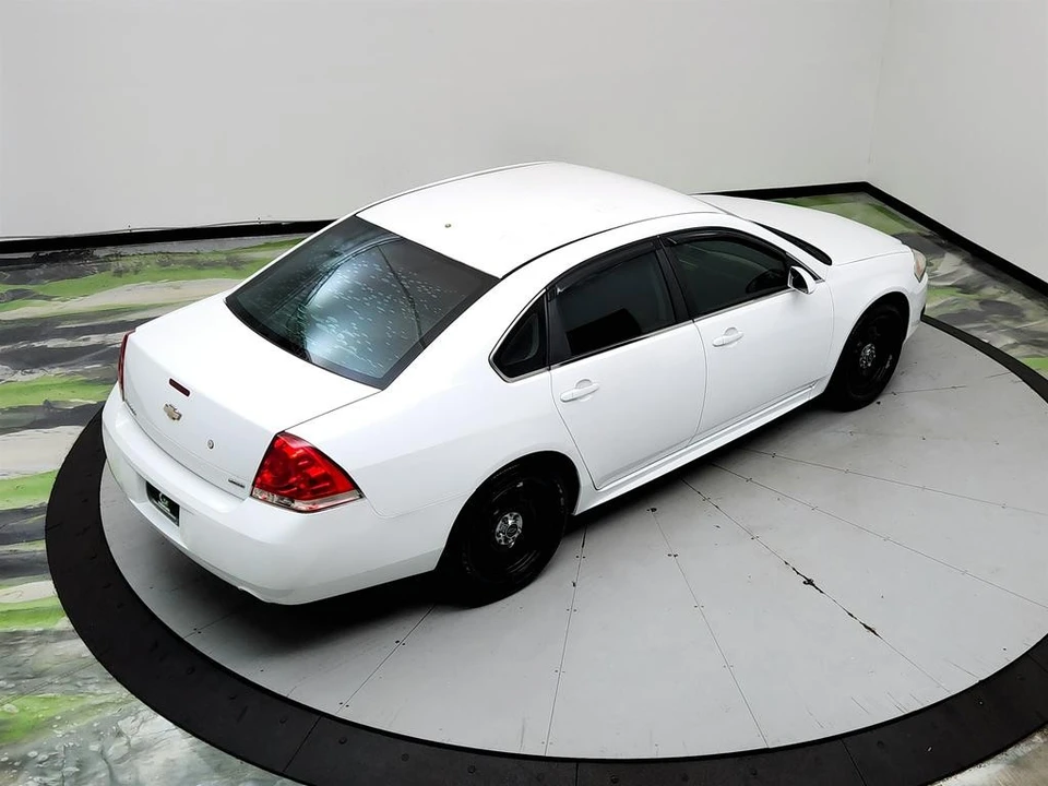 2016 Chevrolet Impala 9th Gen - Image 28 of 31