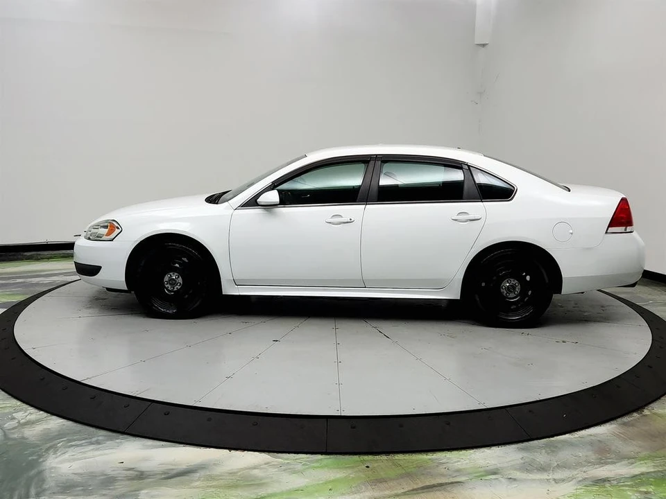 2016 Chevrolet Impala 9th Gen - Image 8 of 31