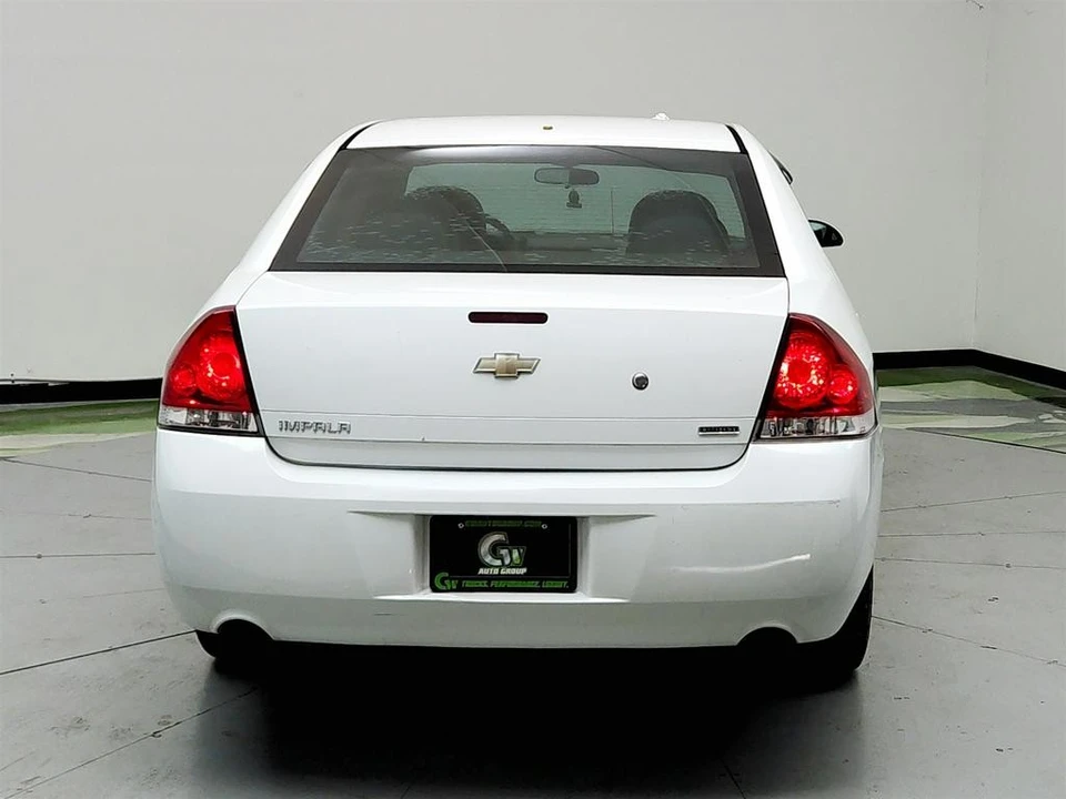 2016 Chevrolet - Image 6 of 31