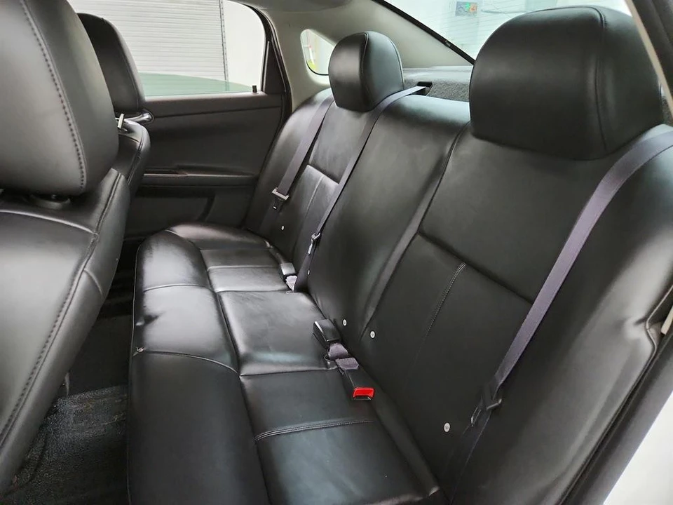 2016 Chevrolet Impala 9th Gen - Image 20 of 31