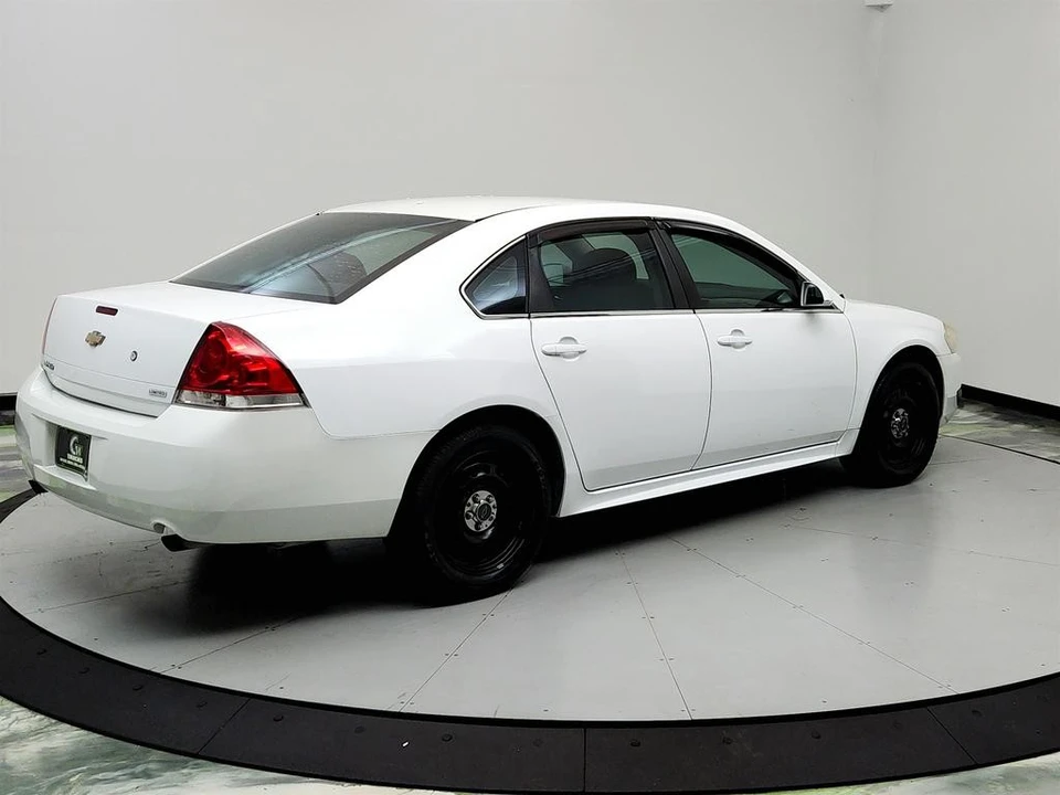 2016 Chevrolet Impala 10th Gen - Image 5 of 12