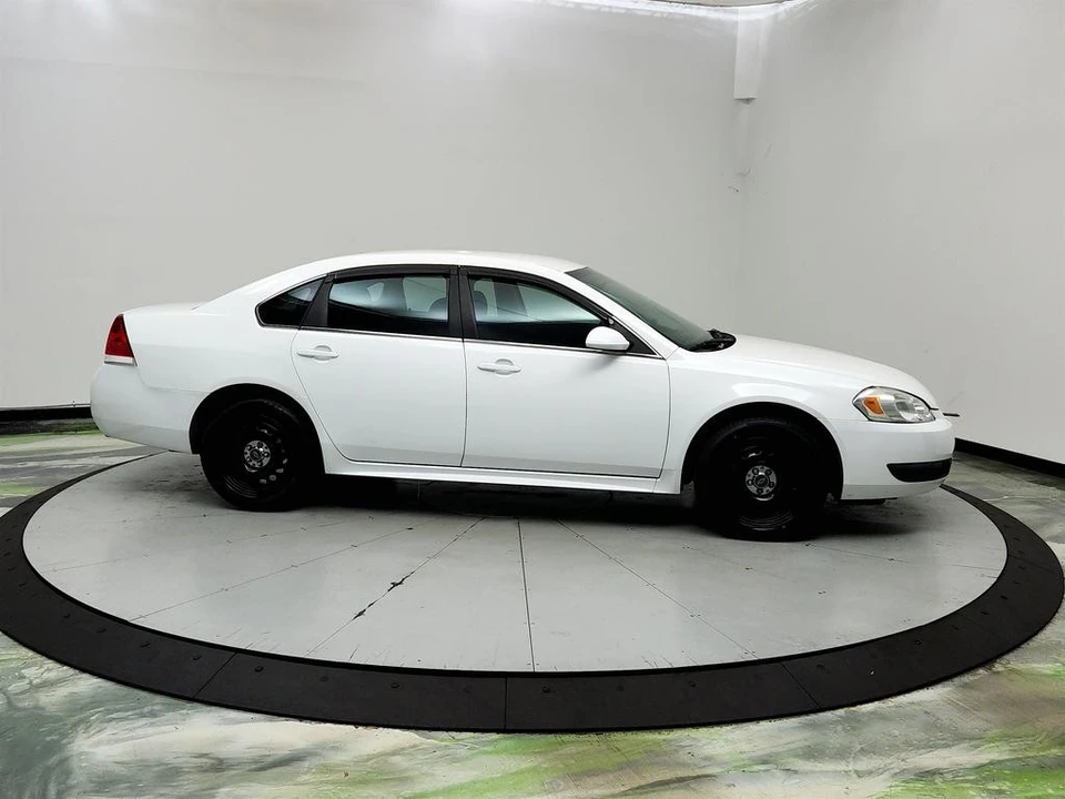 2016 Chevrolet Impala 9th Gen - Image 4 of 31