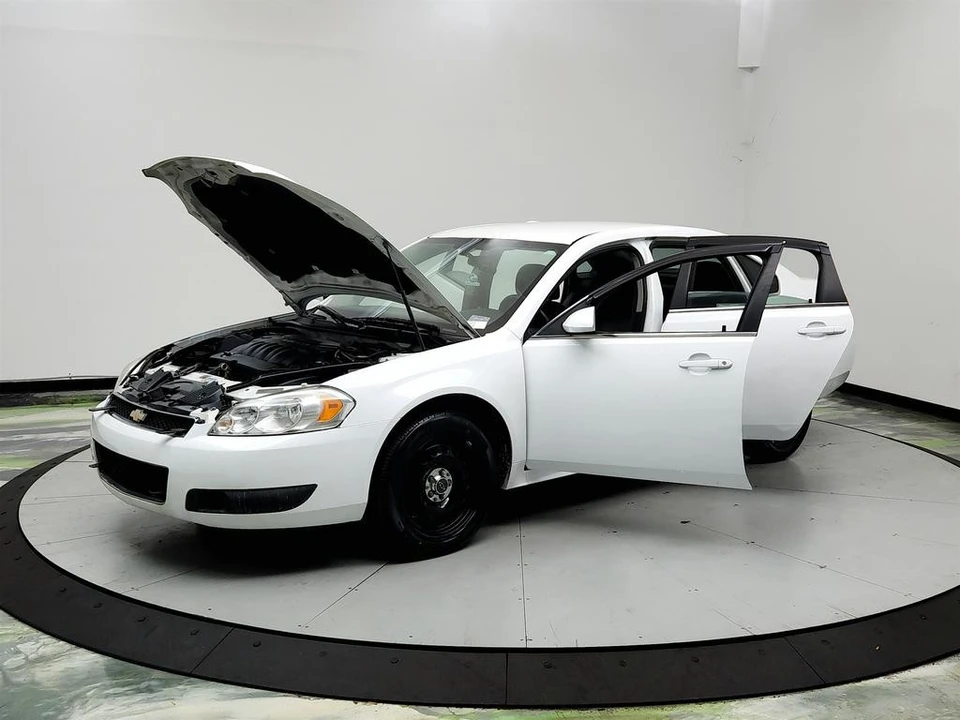 2016 Chevrolet Impala 9th Gen - Image 9 of 31