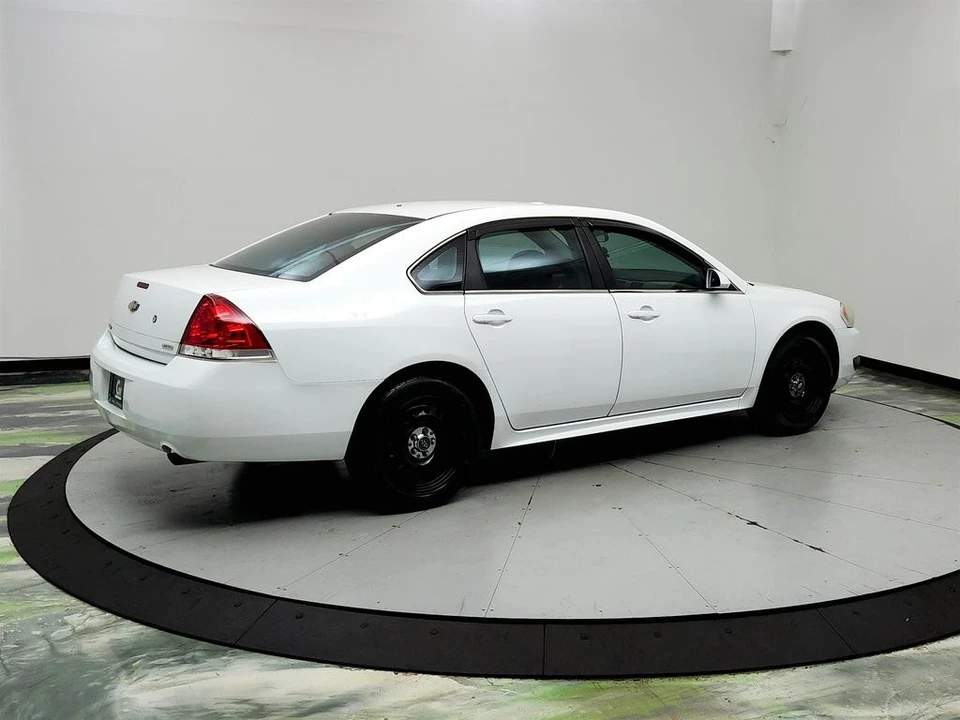 2016 Chevrolet Impala 9th Gen - Image 5 of 31