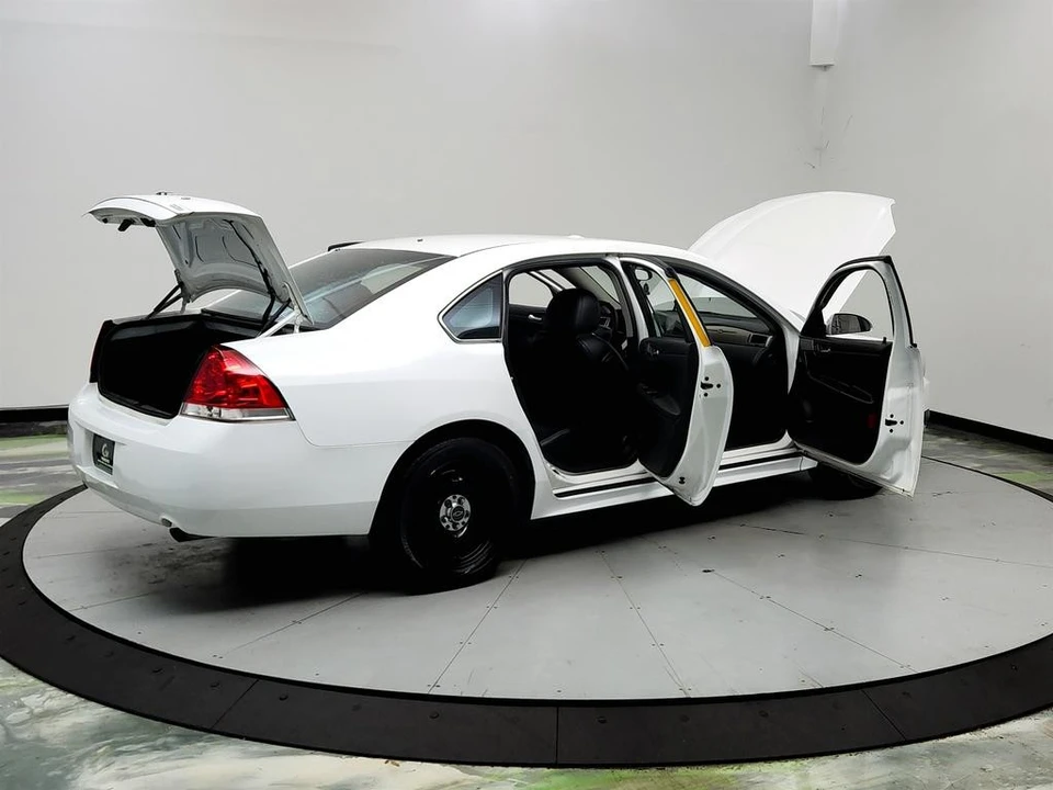 2016 Chevrolet Impala 9th Gen - Image 11 of 31