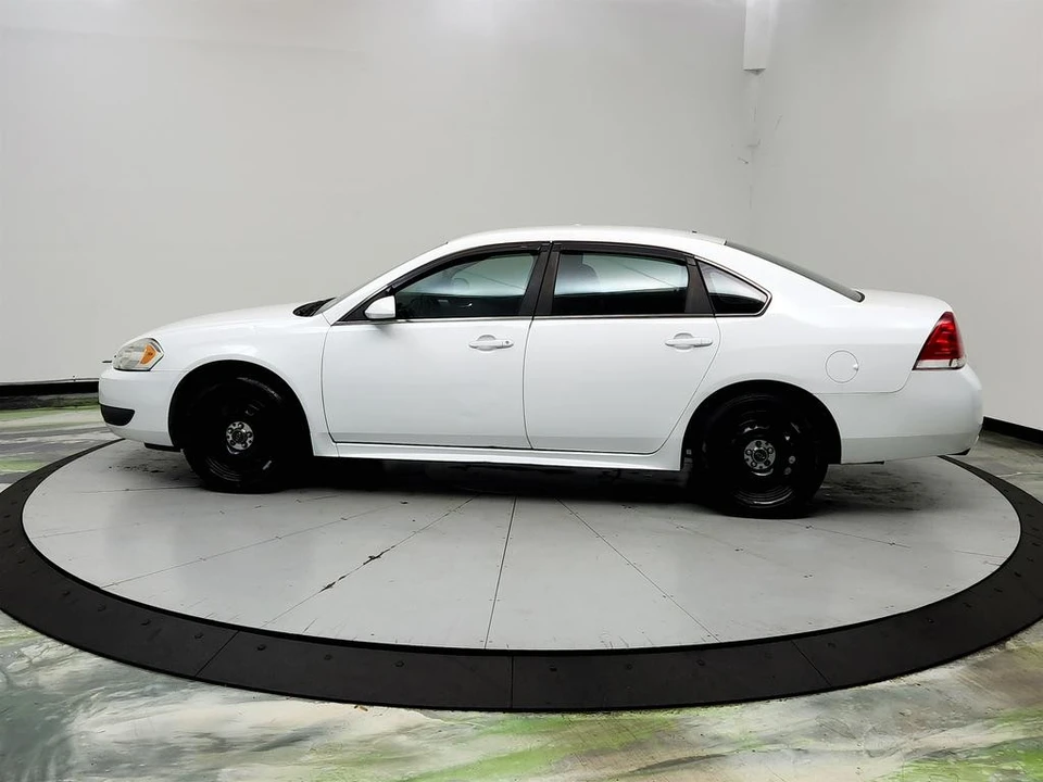 2016 Chevrolet Impala 9th Gen - Image 8 of 31