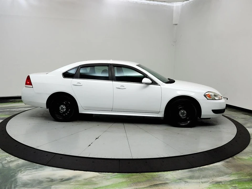 2016 Chevrolet Impala 9th Gen - Image 4 of 31