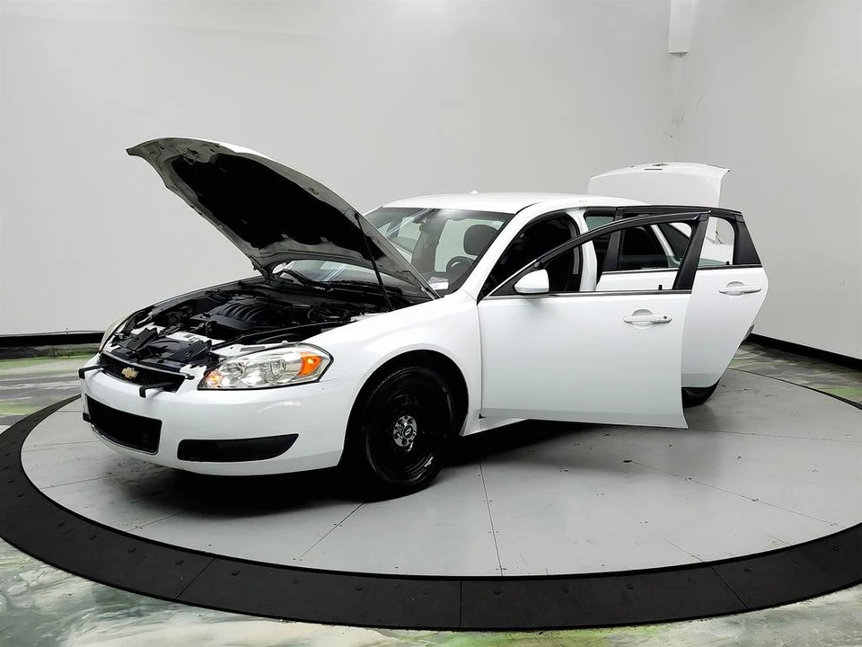 2016 Chevrolet Impala 9th Gen - Image 9 of 31