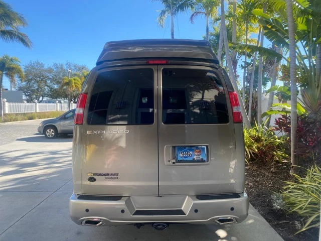 2016 Chevrolet Express - Image 7 of 21