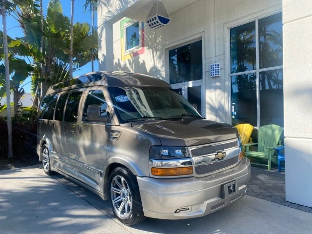 2016 Chevrolet Express - Image 2 of 21