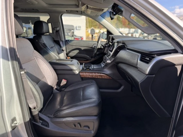 2016 Chevrolet Suburban 11th Gen - Image 13 of 21