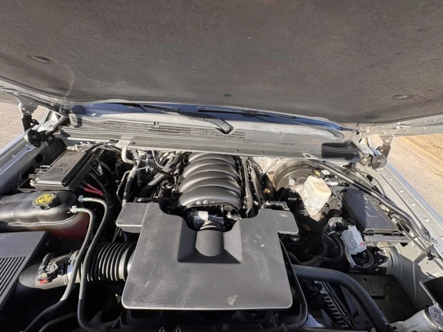 2016 Chevrolet Suburban 11th Gen - Image 21 of 21