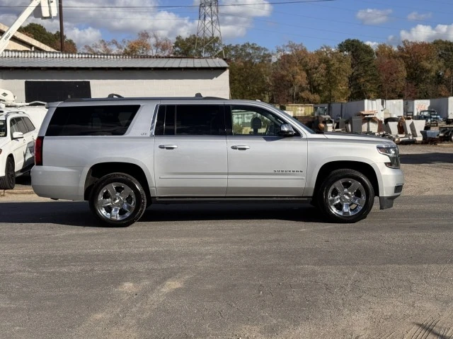 2016 Chevrolet Suburban 11th Gen - Image 4 of 21