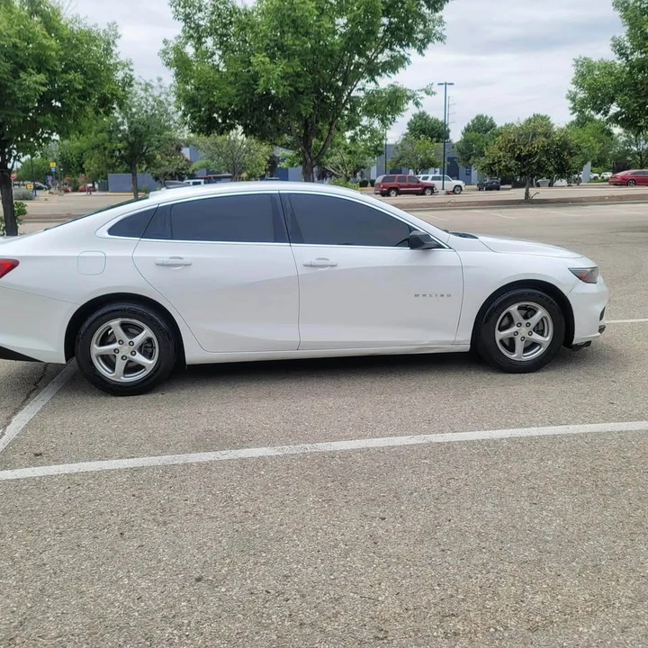 2016 Chevrolet Malibu - Image 8 of 13