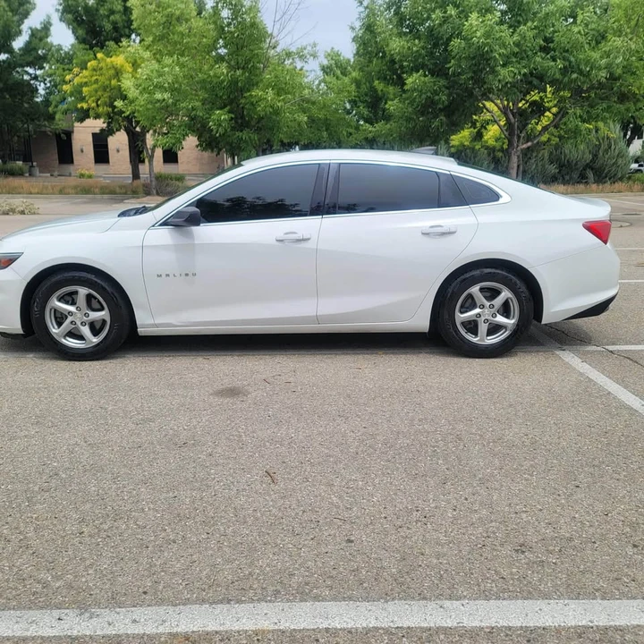 2016 Chevrolet Malibu - Image 6 of 13