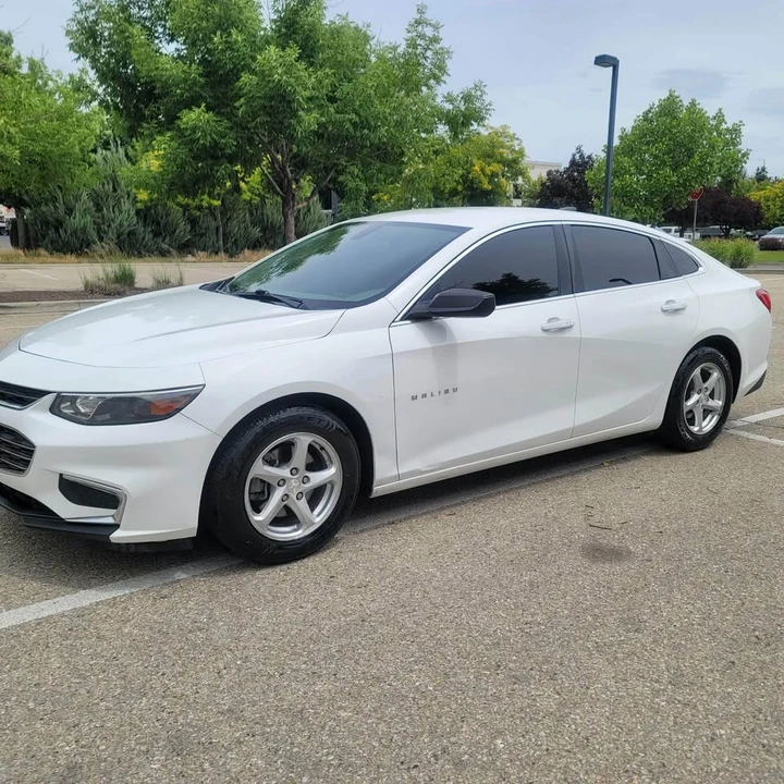 2016 Chevrolet Malibu - Image 4 of 13