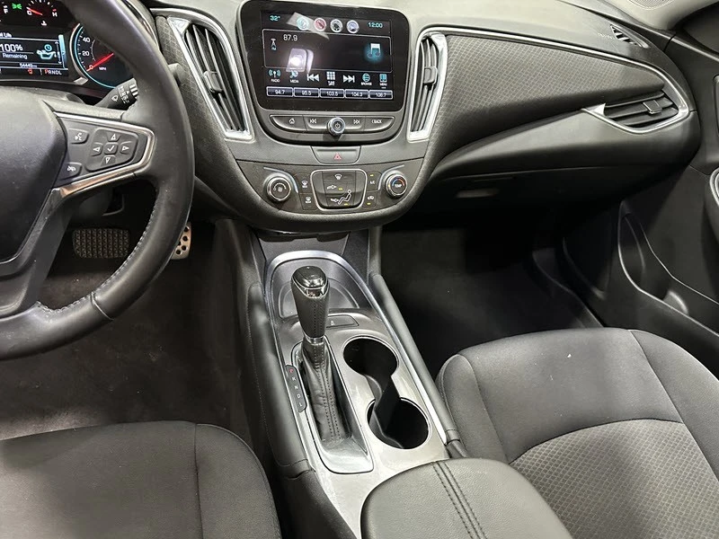 2016 Chevrolet Malibu - Image 9 of 21