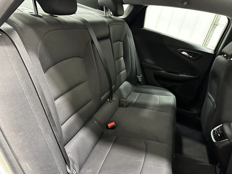 2016 Chevrolet Malibu - Image 19 of 21