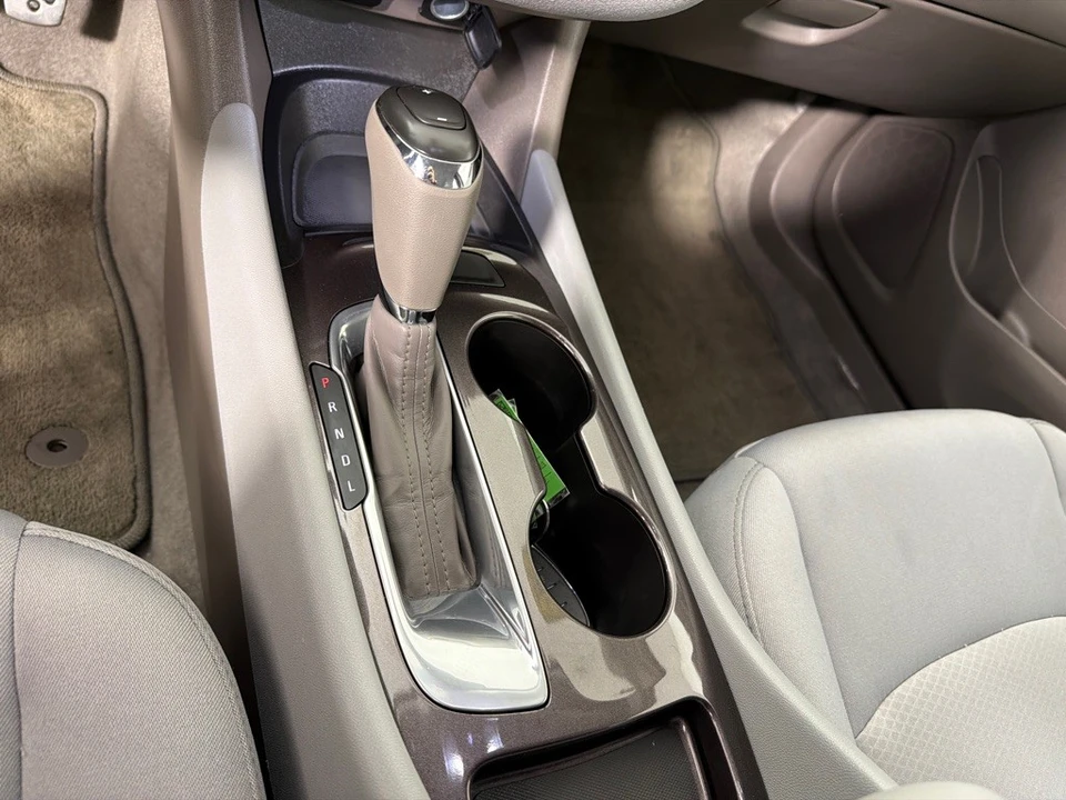 2016 Chevrolet Malibu - Image 17 of 21