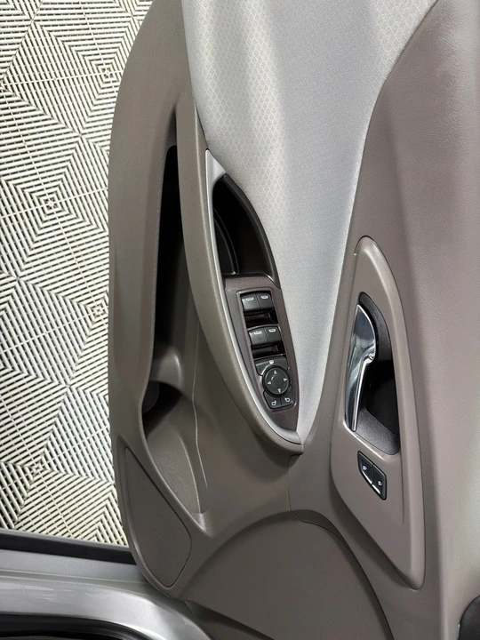 2016 Chevrolet Malibu - Image 11 of 21