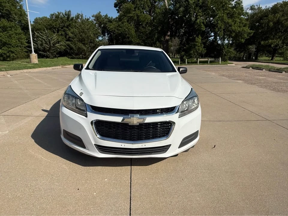 2016 Chevrolet Malibu - Image 8 of 17